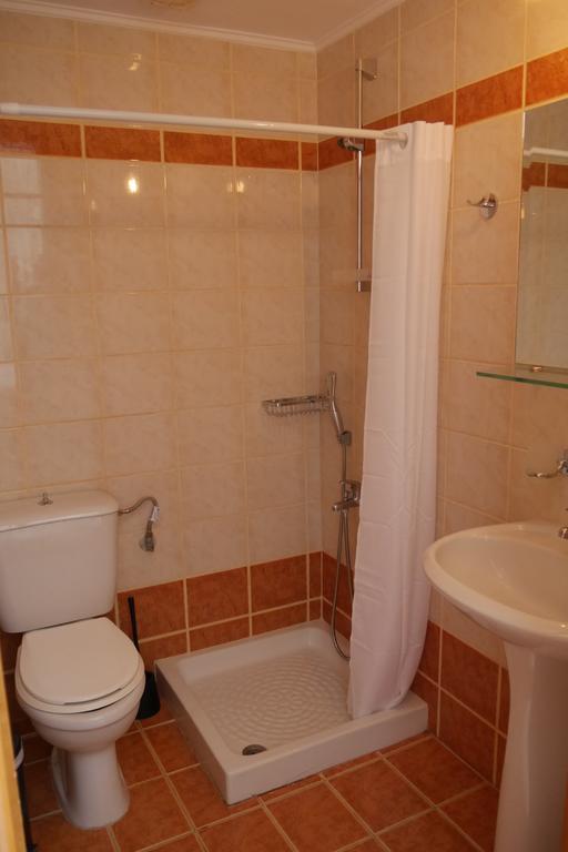 Hanna'S Apartments Palaiochora Dış mekan fotoğraf